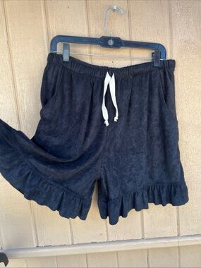Acting Pro  Women's Black Terry Like BOHO Shorts RUFFLE Drawstring  L/XL/XXL